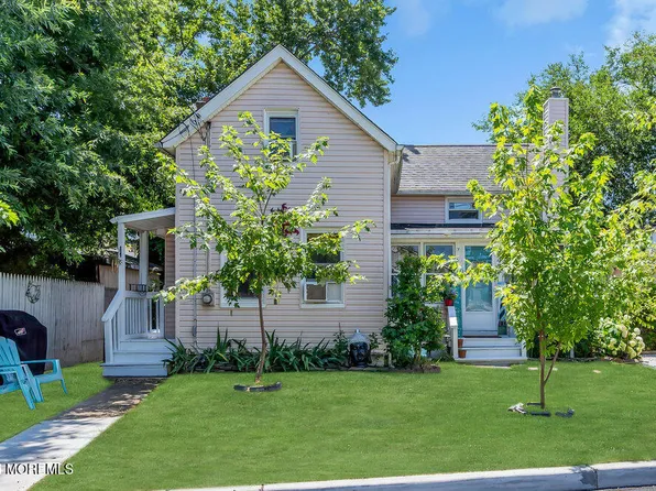 84 Lincoln Court, Keansburg, NJ 07734