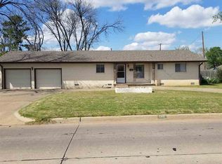 1301 W Beech Ave, Duncan, OK 73533