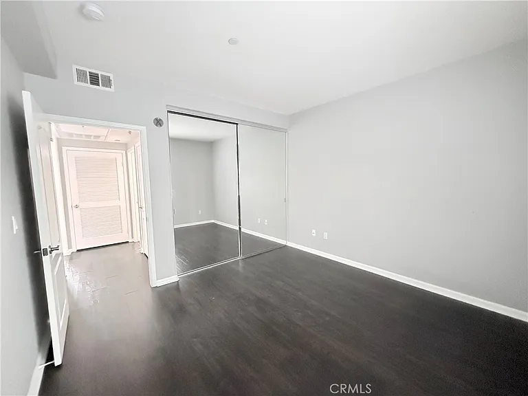 3401 S Bentley Ave #203 — Photo 18