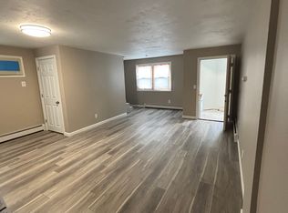 (Undisclosed Address), Worcester, MA 01605