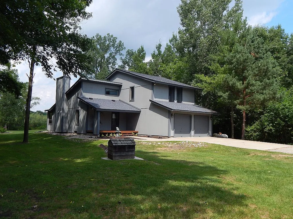 1285 Tonda Dr photo 1