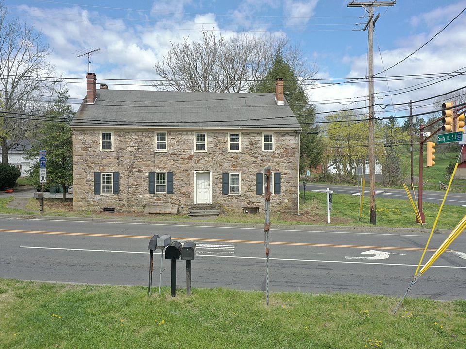 1st image of 362 Pittstown Rd