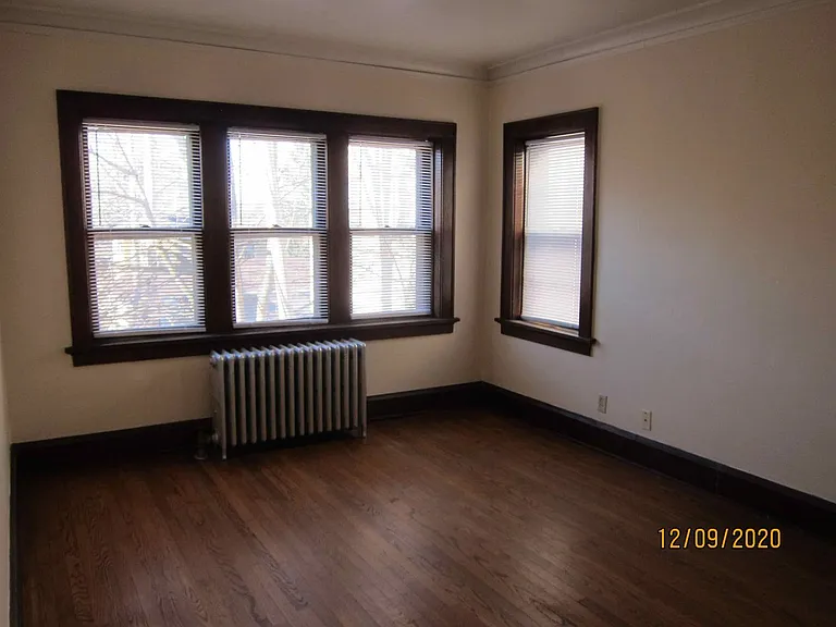 3807 N Oakland Ave #8 — Photo 2