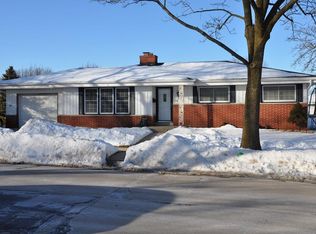 2326 W Parnell Ave, Milwaukee, WI 53221