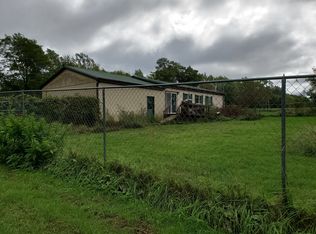 525 Mazy Rd, Amboy, IL 61310