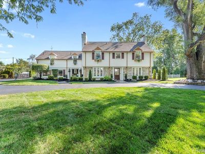 22241 Miami Dr, Grosse Ile, MI, 48138