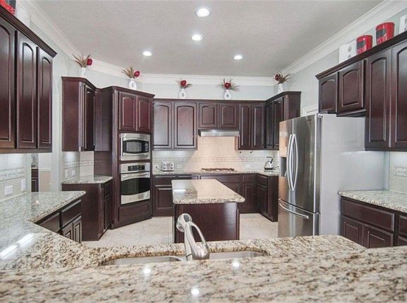 5th image of 13910 Sunfall Creek Ln