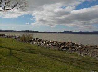 39 N Riverside Ave, Croton On Hudson, NY 10520