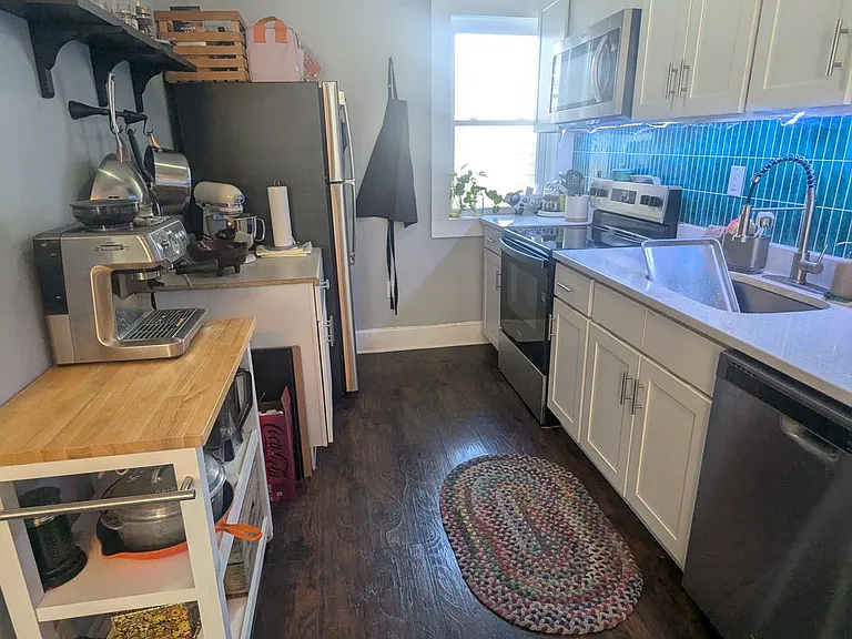 2305 N College Ave — Photo 5
