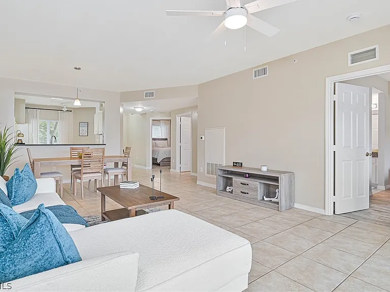 10020 Maddox Ln #213 — Photo 18