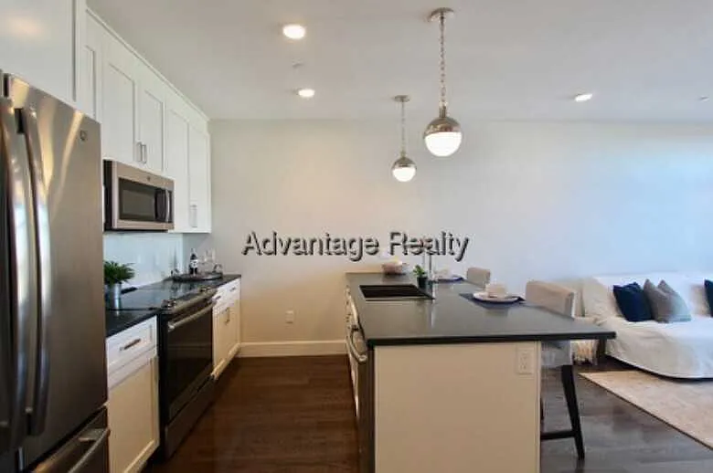 2 bed, $3,600 — Photo 1