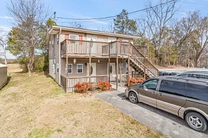 226 Mill View Dr #1 — Photo 2