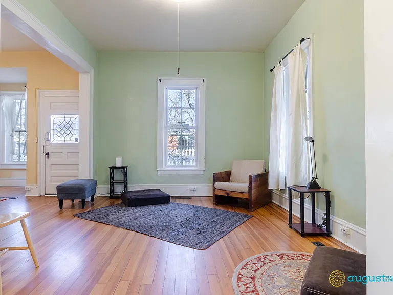 1802 Grove St #1 — Photo 4