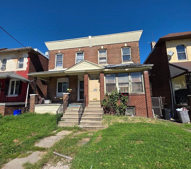 1st image of 2223 S 67th St