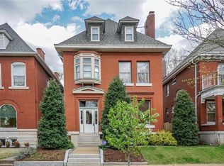 3519 Sidney St, Saint Louis, MO 63104