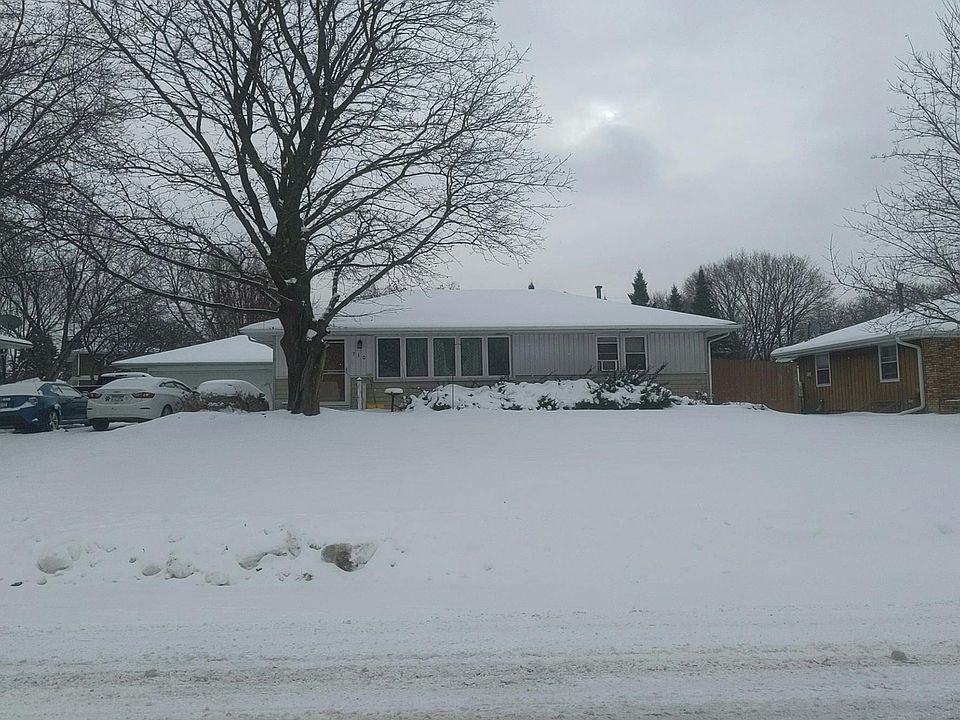 1st image of 710 58th Ave NE