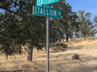 18574 Stallion Dr, Red Bluff, CA 96080
