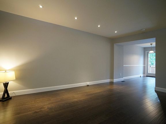 3rd image of 6106 Jenlar Dr