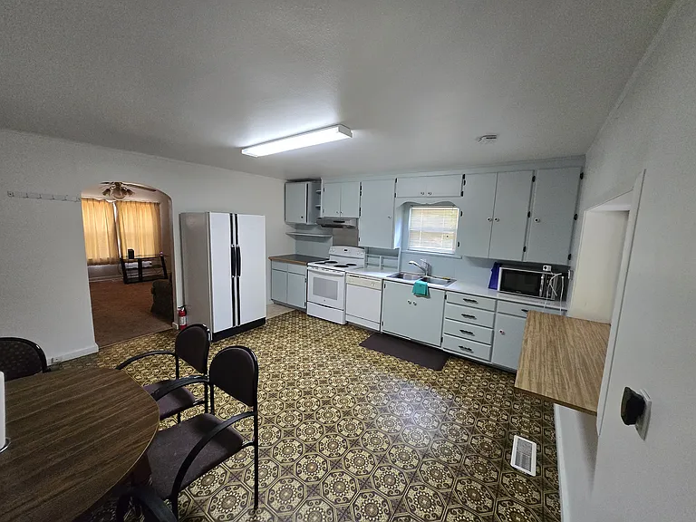 4141 W E St — Photo 6