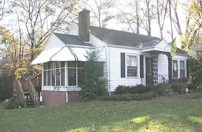 Charming 1940's Bungalow in Berkeley Park