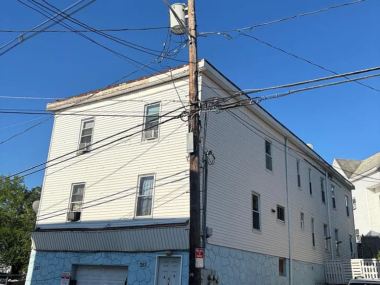 351 Lawrence St #1 — Photo 15
