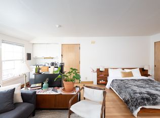 1615 N Franklin Pl #4, Milwaukee, WI 53202