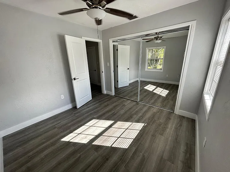 826 S Primrose Dr — Photo 12