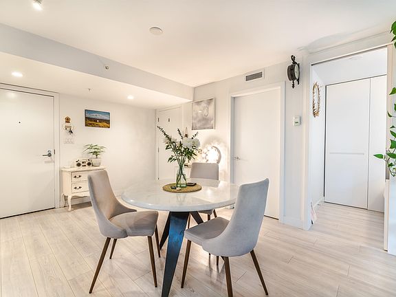 5th image of 1133 Hornby St #906