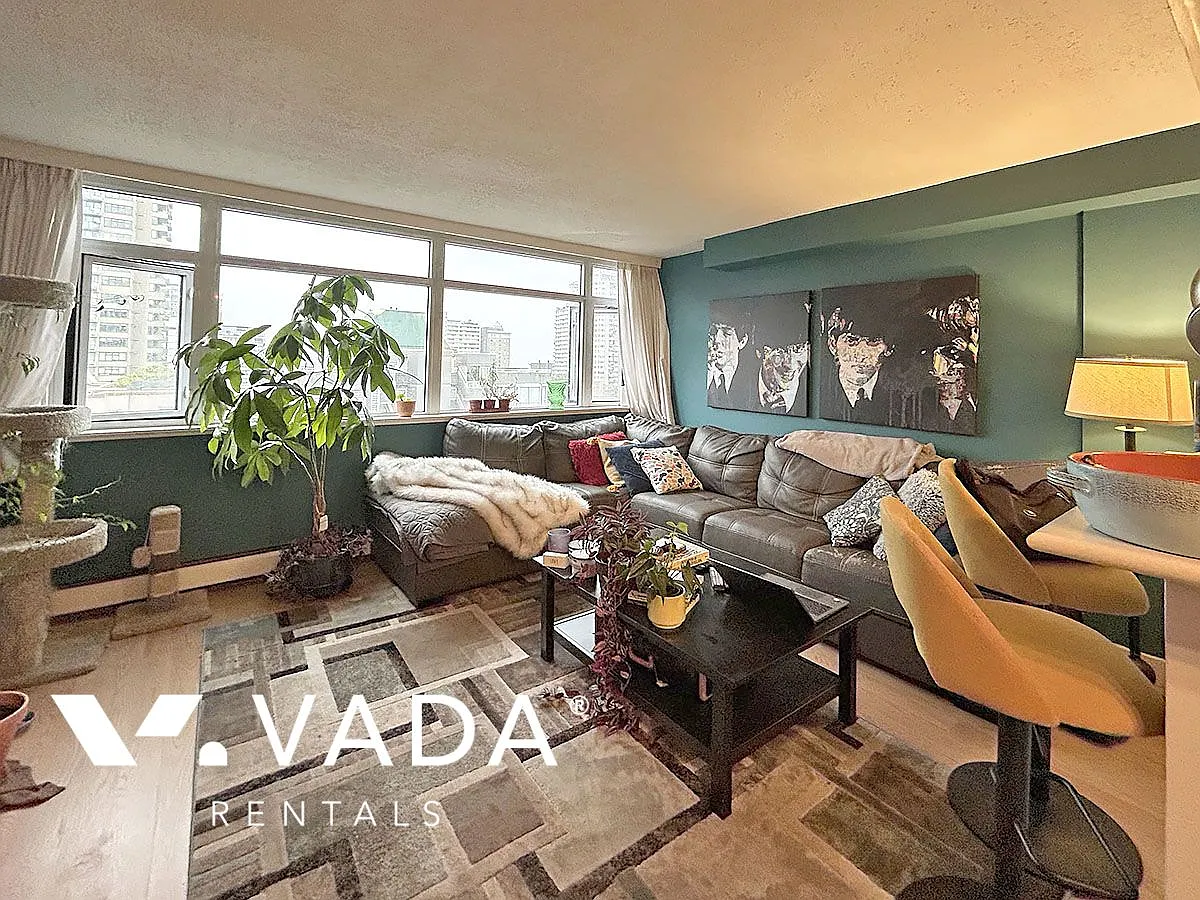 1770 Barclay St #802 photo 1