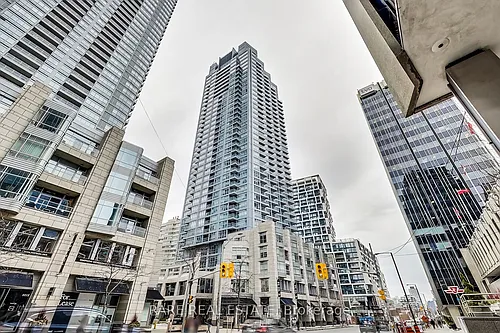 2191 Yonge St #3304 Photo 1