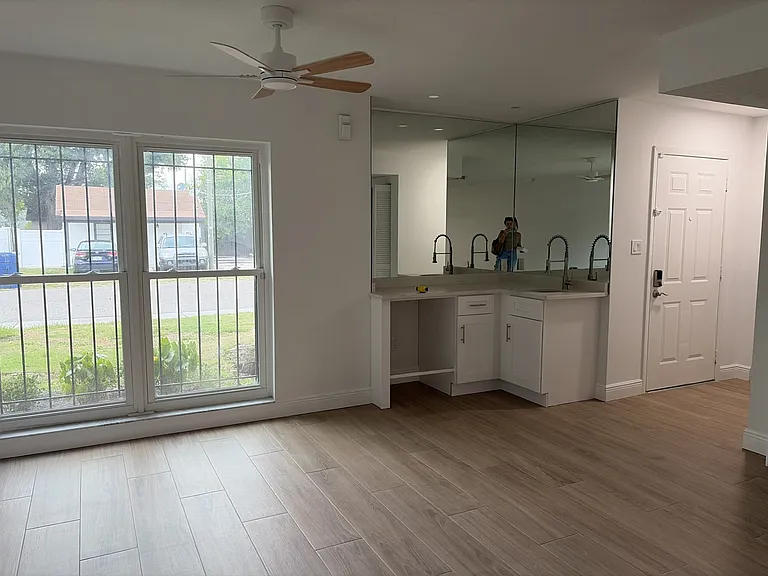 3418 W Saint Conrad St — Photo 6
