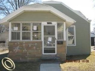 1526 E Pearl Ave, Hazel Park, MI