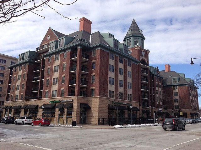 1st image of 44 N Vail Ave APT 606