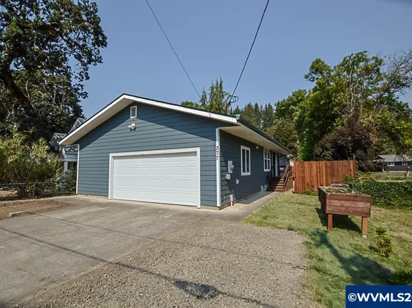 377 Kirk Ave, Brownsville, OR 97327