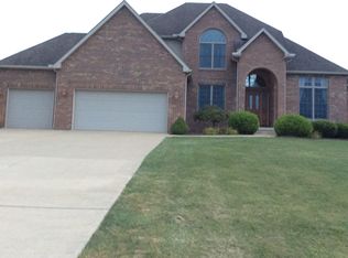 41202 Mills Cir, Lagrange, OH 44050