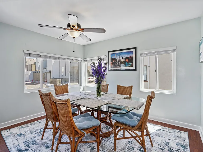815 El Carmel Pl — Photo 14