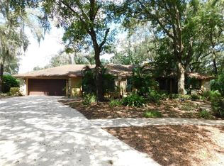 3903 Paddlewheel Ct, Brandon, FL 33511