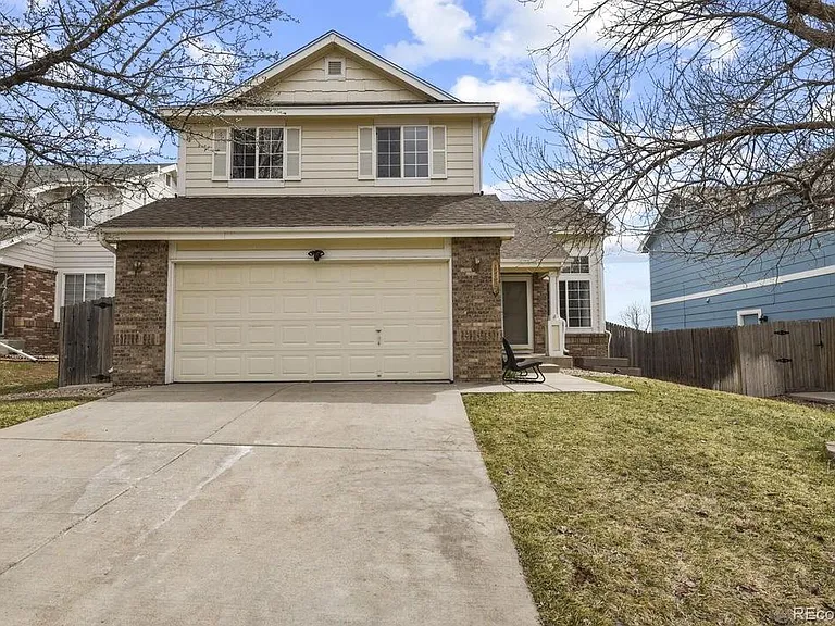 19682 E Harvard Dr — Photo 2