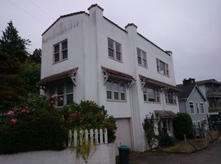 2302 Bonair Pl SW, Seattle, WA 98116