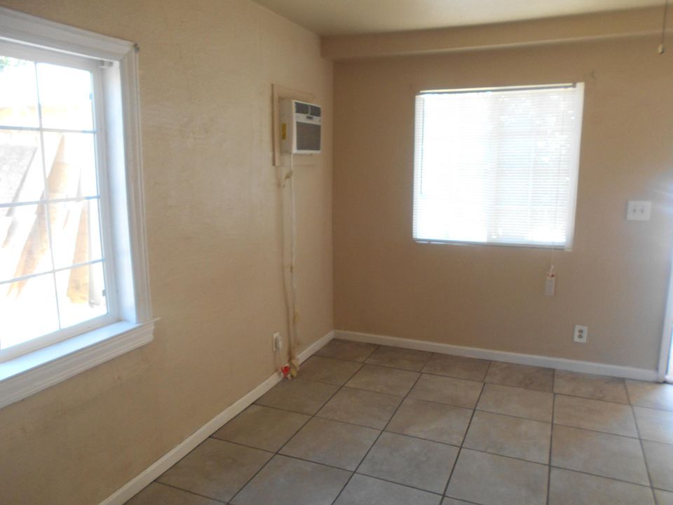 2nd image of 4763 E Lane Ave