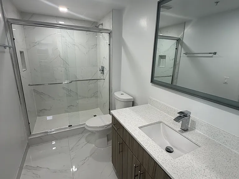 110 SW 13th St #703 — Photo 7