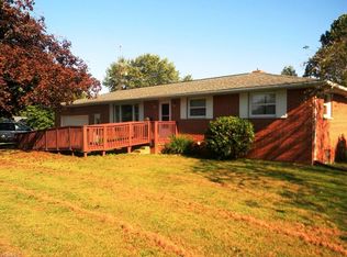 9671 Sommerville St, Louisville, OH 44641