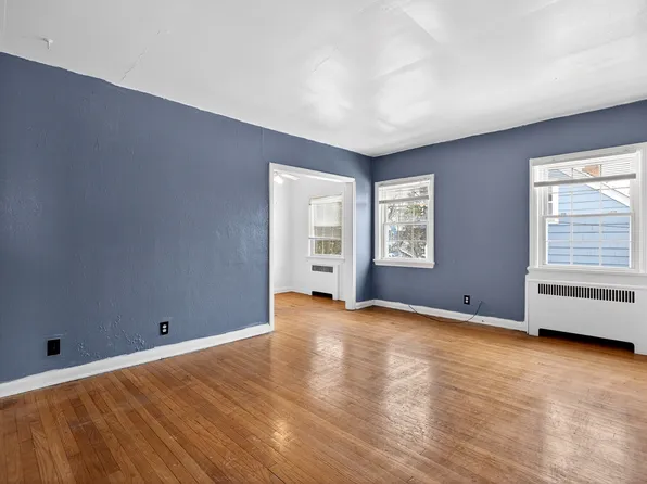 2670 Noble Rd, Cleveland, OH