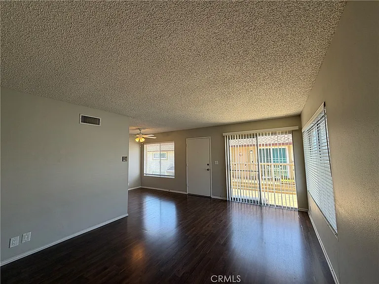1145 N Barston Ave — Photo 8