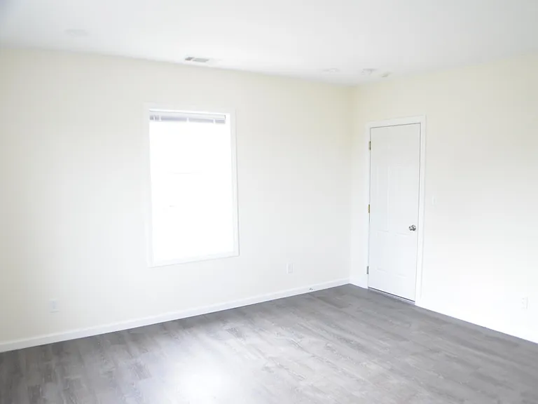 563 Burritt St #1N — Photo 5