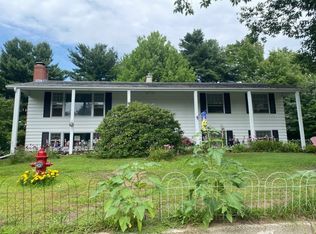 8 Andrews Ave, South Burlington, VT 05403