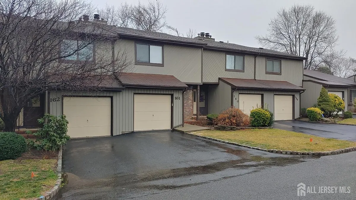 Building Photo - 161 Penn Ct