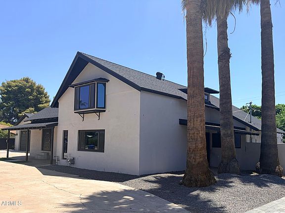 3rd image of 753 W 6TH Drive