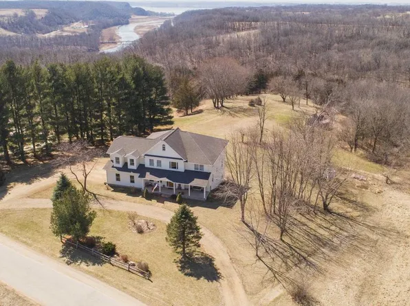 4629 Marsha LANE, Potosi, WI 53820