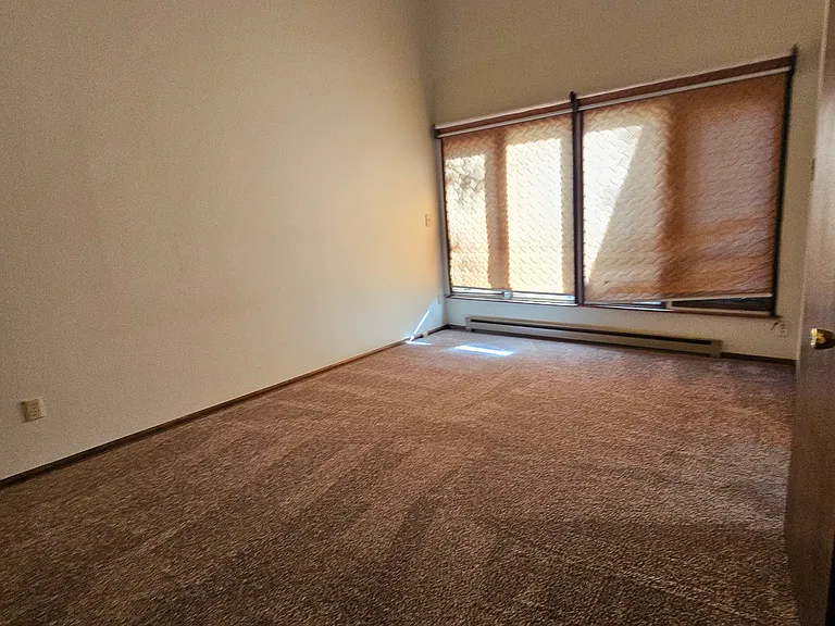315 N Walnut St — Photo 22